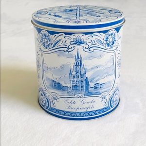 Holland Metal Tin, Collectible Canisters